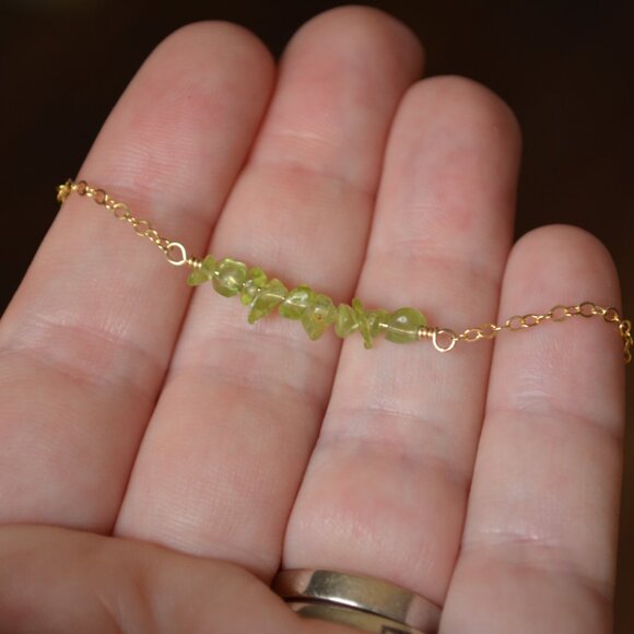 Real Peridot Chip Bracelet in Gold - Picture 9 of 10
